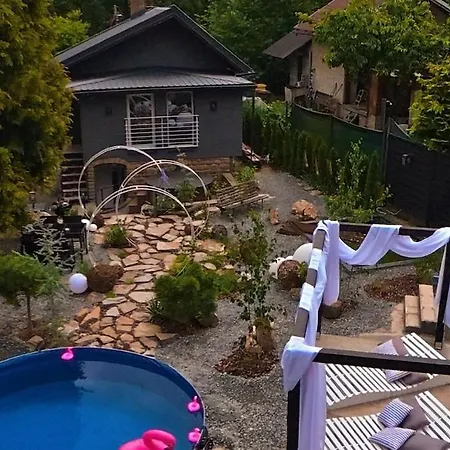 Secret Garden Retreat - Pool&hot Tub Drahobudice