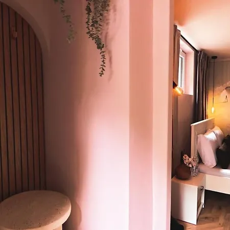 Ferienhaus Secret Garden Retreat - Pool & Hot Tub *