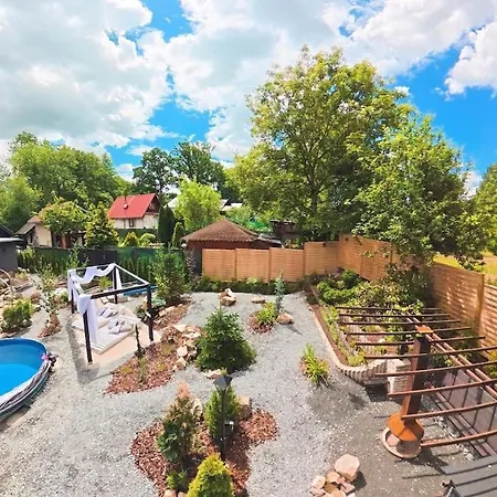 Ferienhaus Secret Garden Retreat - Pool & Hot Tub *