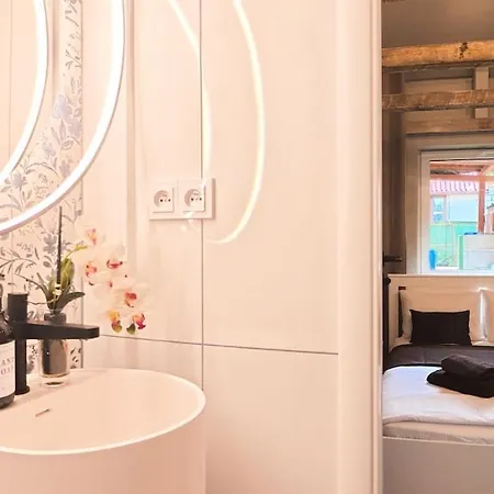 Ferienhaus Secret Garden Retreat - Pool & Hot Tub